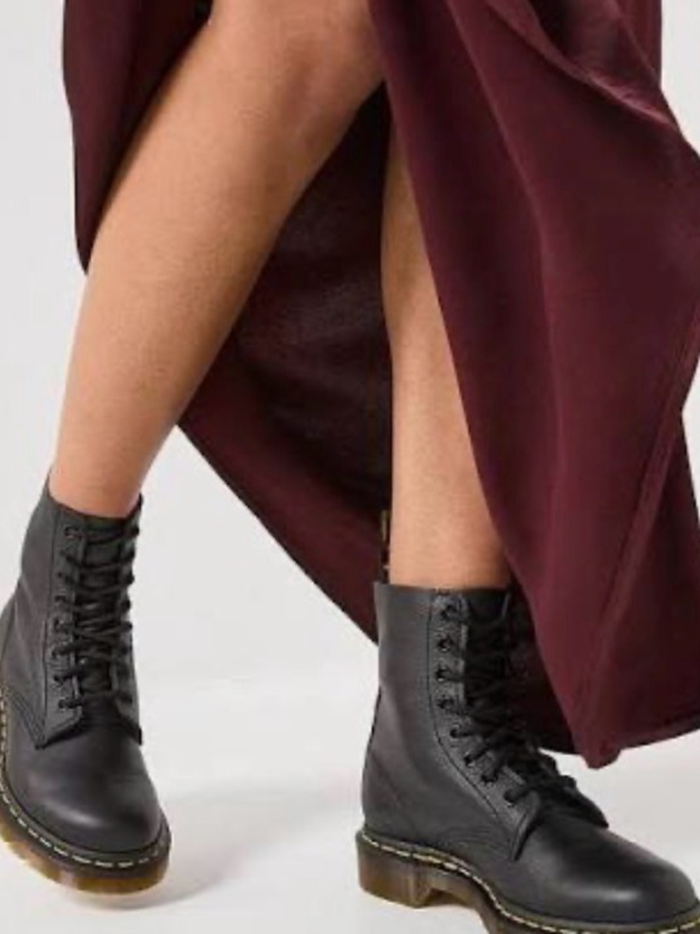 DR.MARTENS WOMENS SHERIDAN LACE-UP BOOT - BLACK